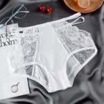 culotte en dentelle florale blanche